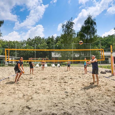 ホテル Mohacsi Wellness Vendeghaz Es Lovasklub エクステリア 写真